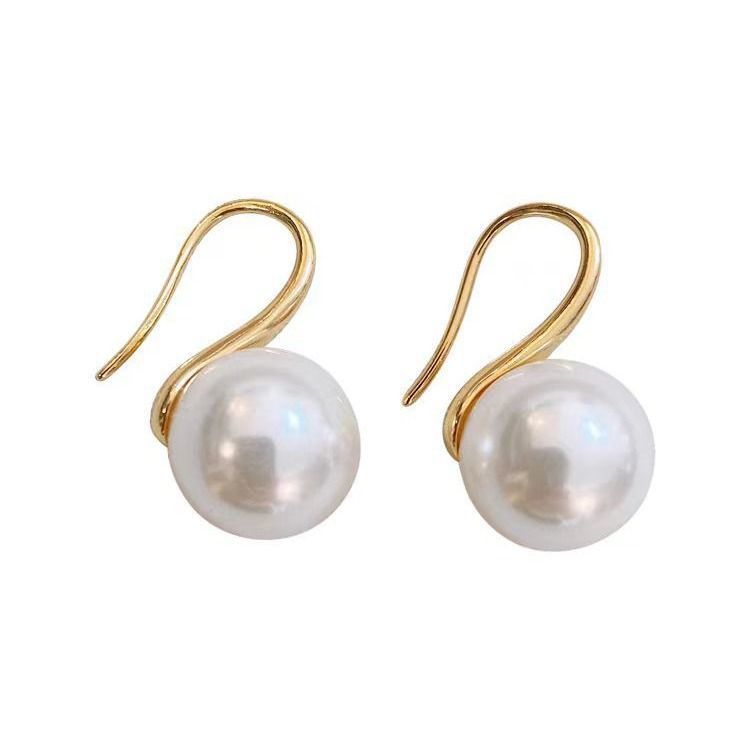 Beaded Earrings With Niche And Unique Vibe