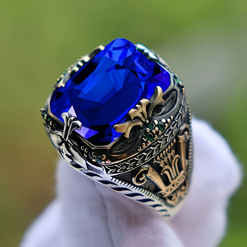 Elegant Vintage Emerald Ring With A Bold Hollowed-out Design For Men