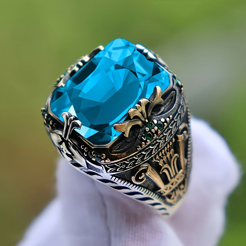 Elegant Vintage Emerald Ring With A Bold Hollowed-out Design For Men