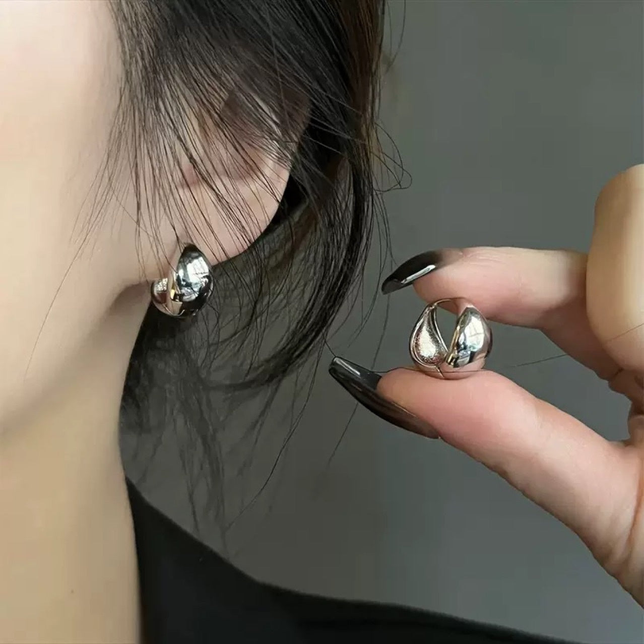 Geometric Polished Arc-shaped Ear Cuffs That Go With Everything